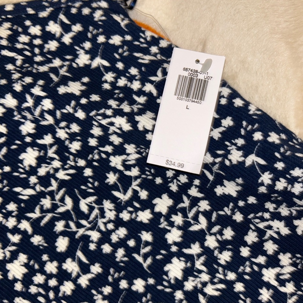 Old Navy Bodycon Dress - Picture 2 of 3